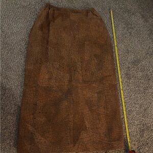 100%  leather  Women's Skirt long vintage boho country western chic great condi!